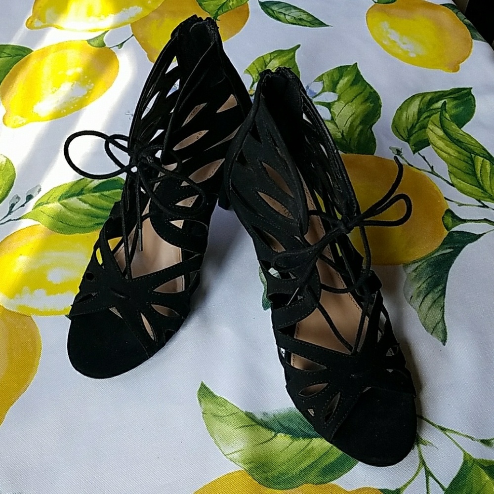 🎉Christian Siroano Black Heels🎉